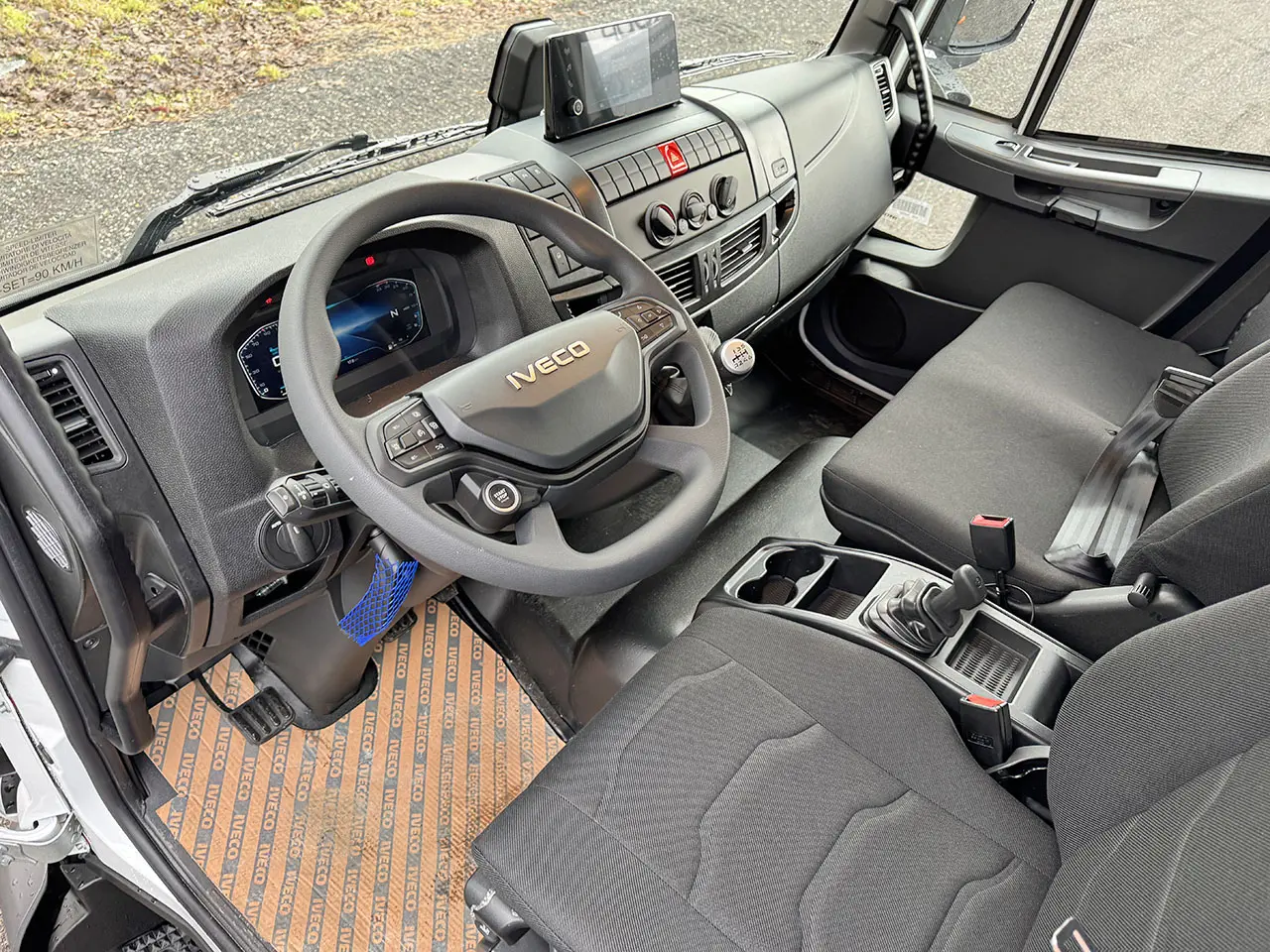 Iveco Eurocargo ML180E28-4185 Chassis Cabin 4x2