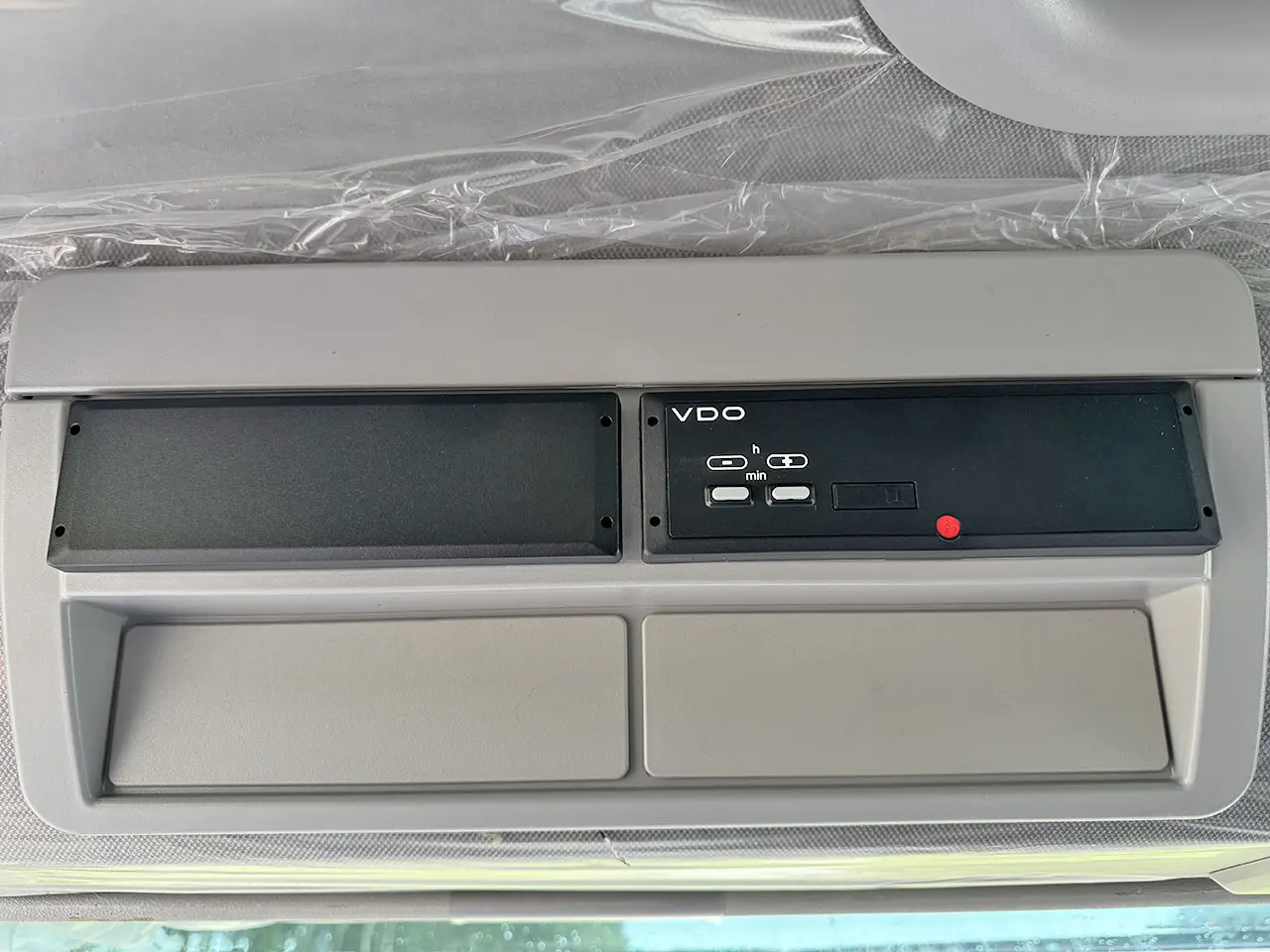Iveco Eurocargo ML180E28-4185 Chassis Cabin 4x2 11