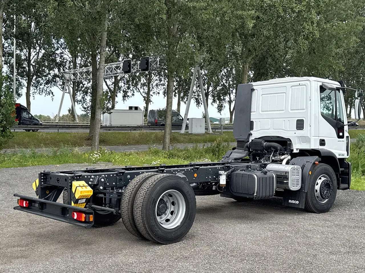 Iveco Eurocargo ML180E28-4185 Châssis Cabine 4x2 2