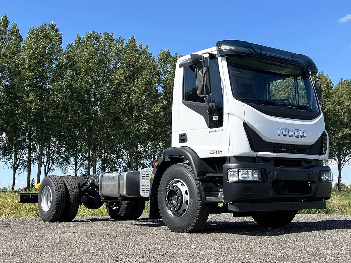Iveco Eurocargo ML180E28-4815 4x2 Chassis Cabin 4