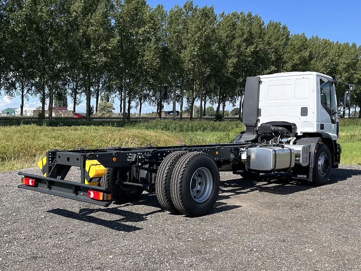 Iveco Eurocargo ML180E28-4815 4x2 Chassis Cabin 6