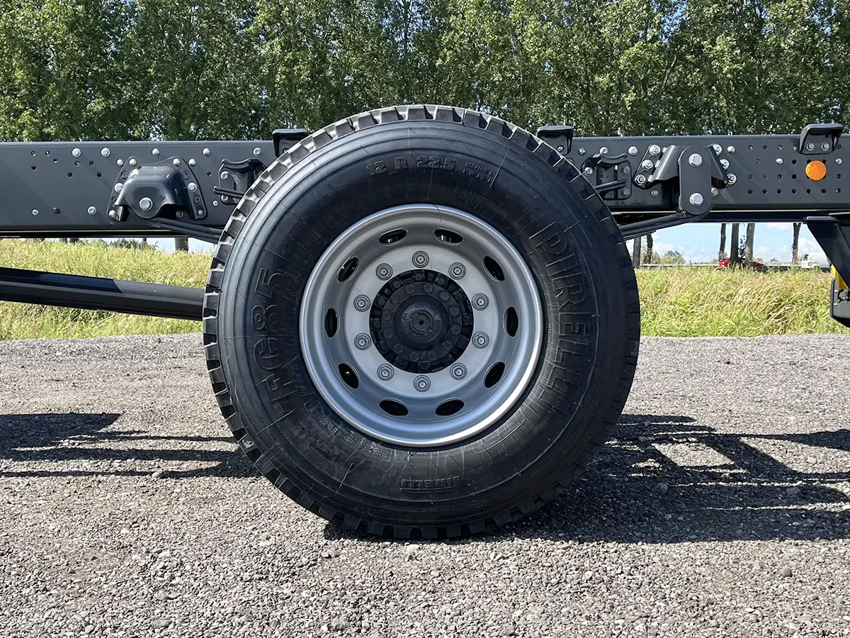 Iveco Eurocargo ML180E28-4815 4x2 Chassis Cabin 11