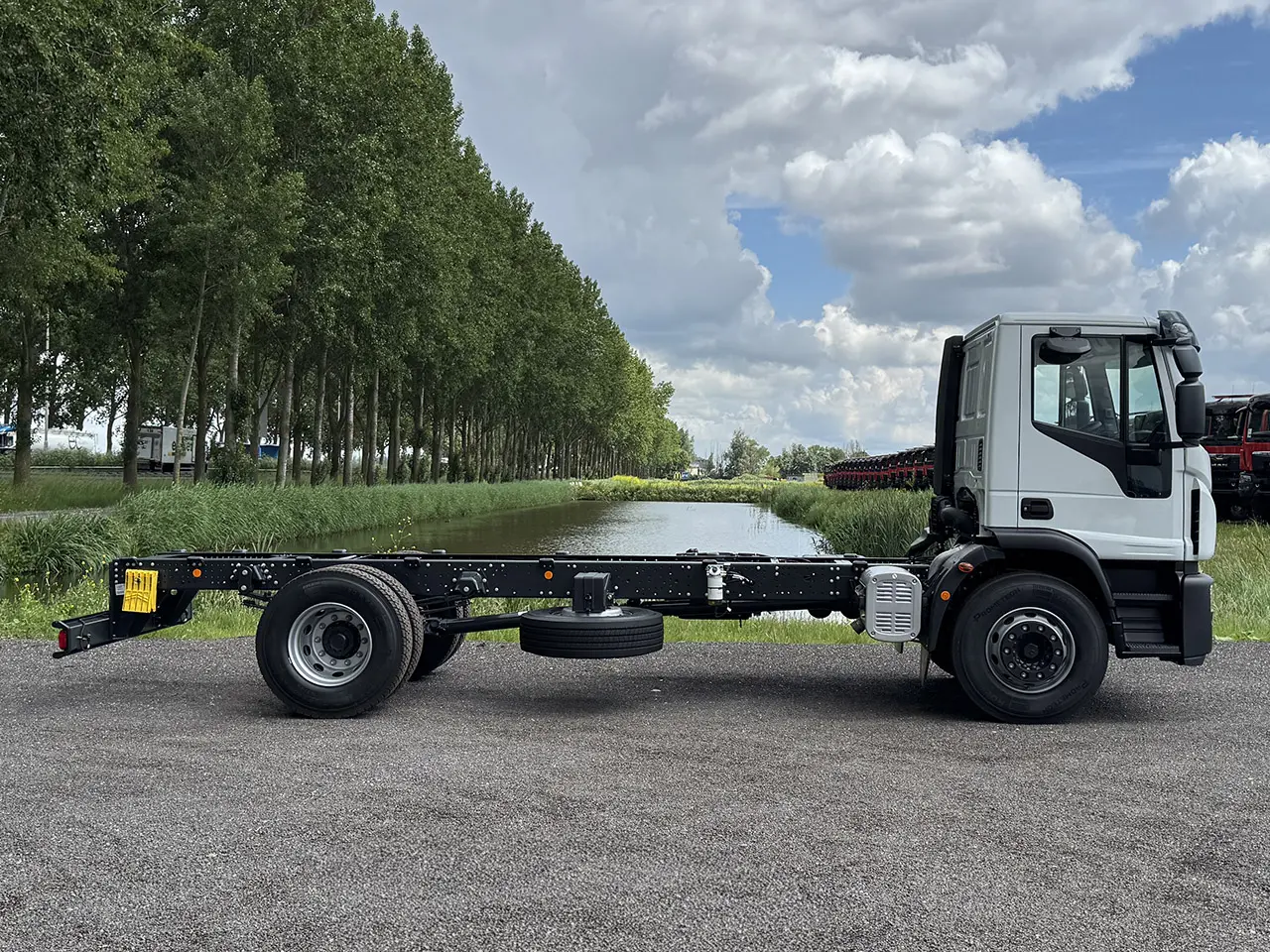 Iveco Eurocargo ML180E28-4815 Chassis Cabin 4x2 5