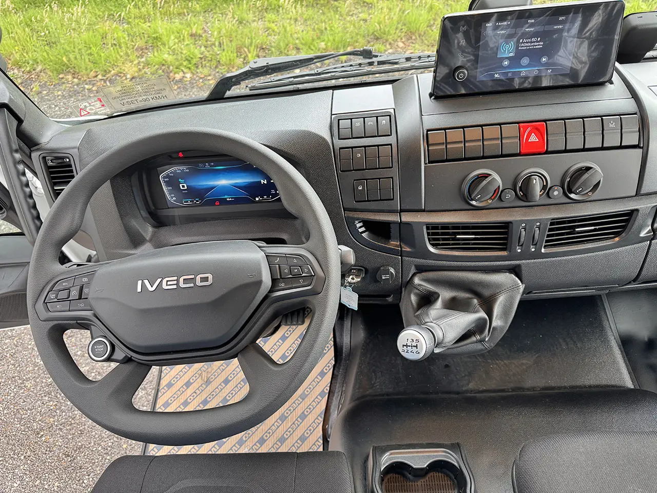 Iveco Eurocargo ML180E28-4815 Chassis Cabin 4x2 10