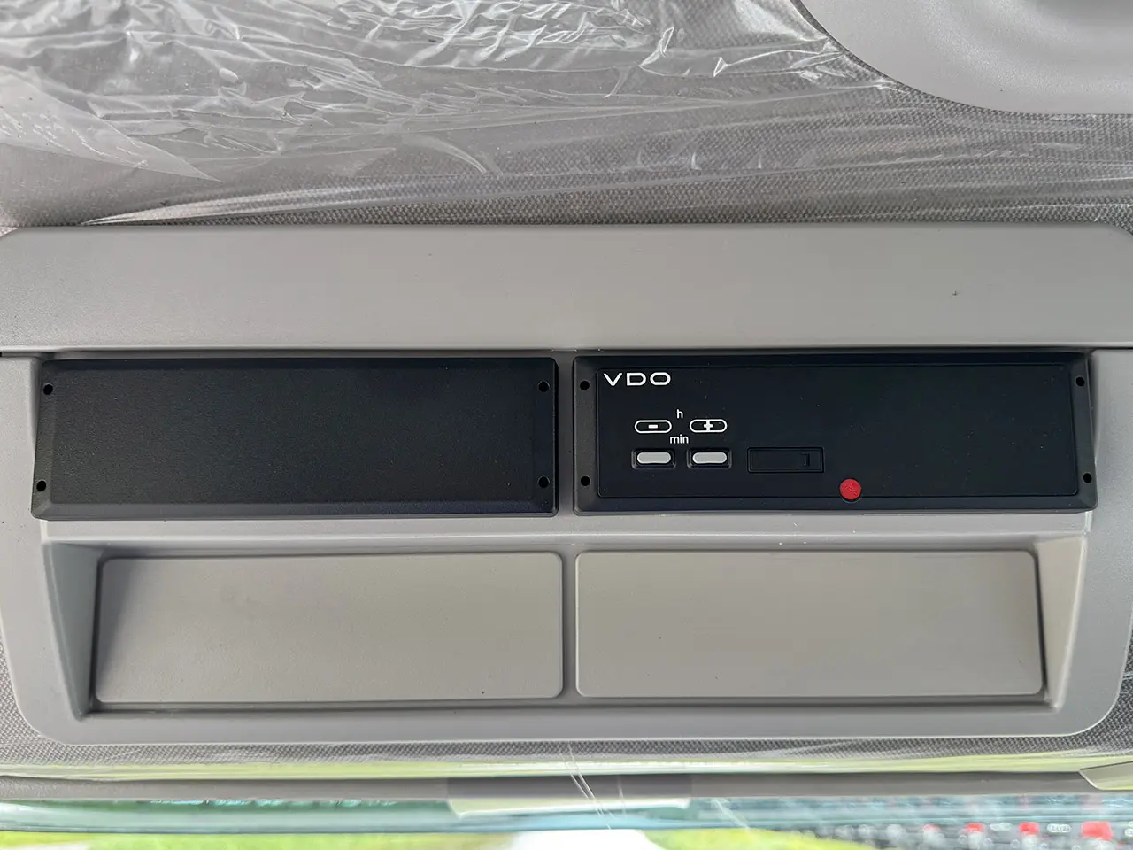 Iveco Eurocargo ML180E28-4815 Chassis Cabin 4x2 12