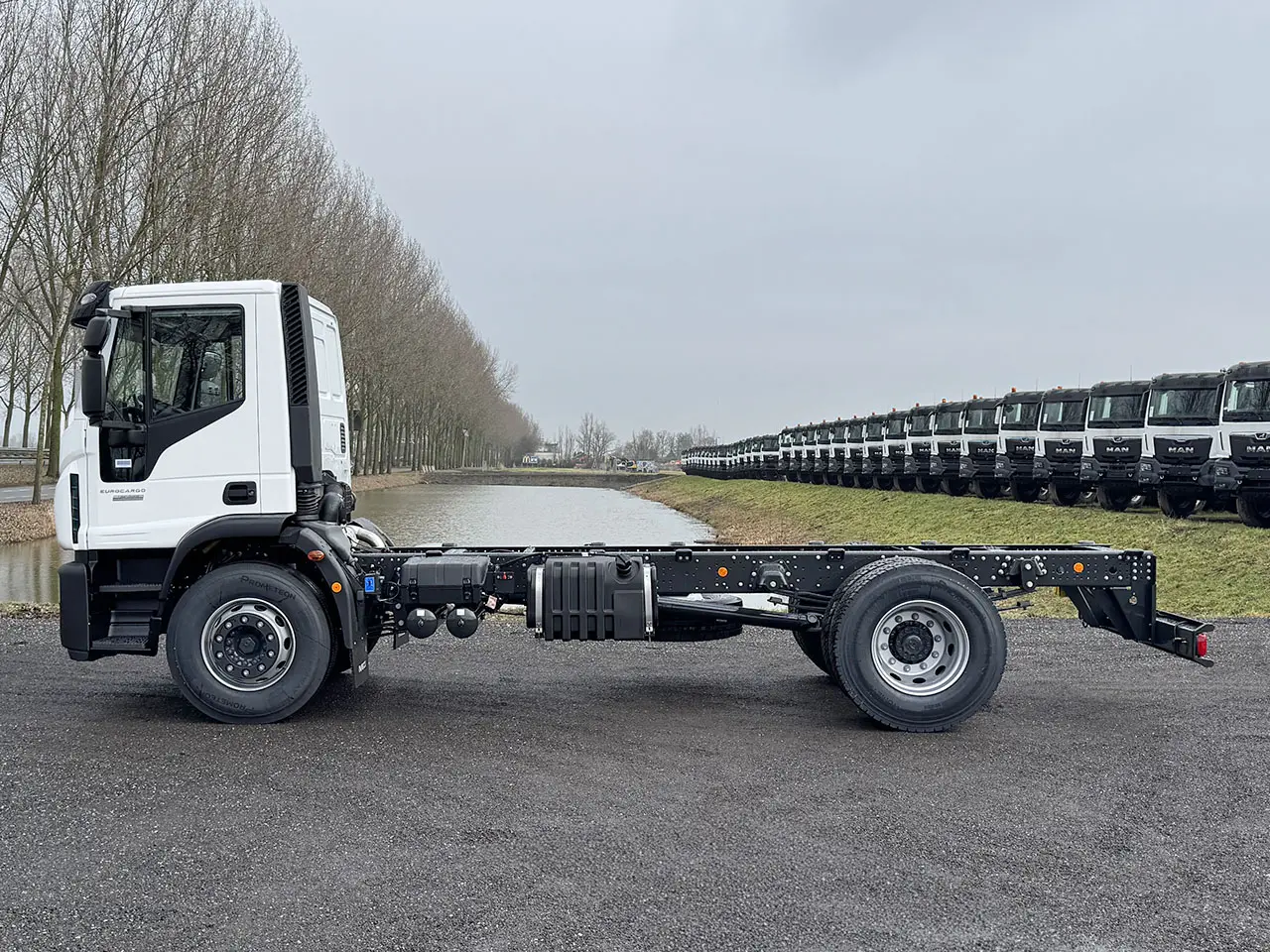 Iveco Eurocargo ML180E28 4x2 Chassis Cabin 7