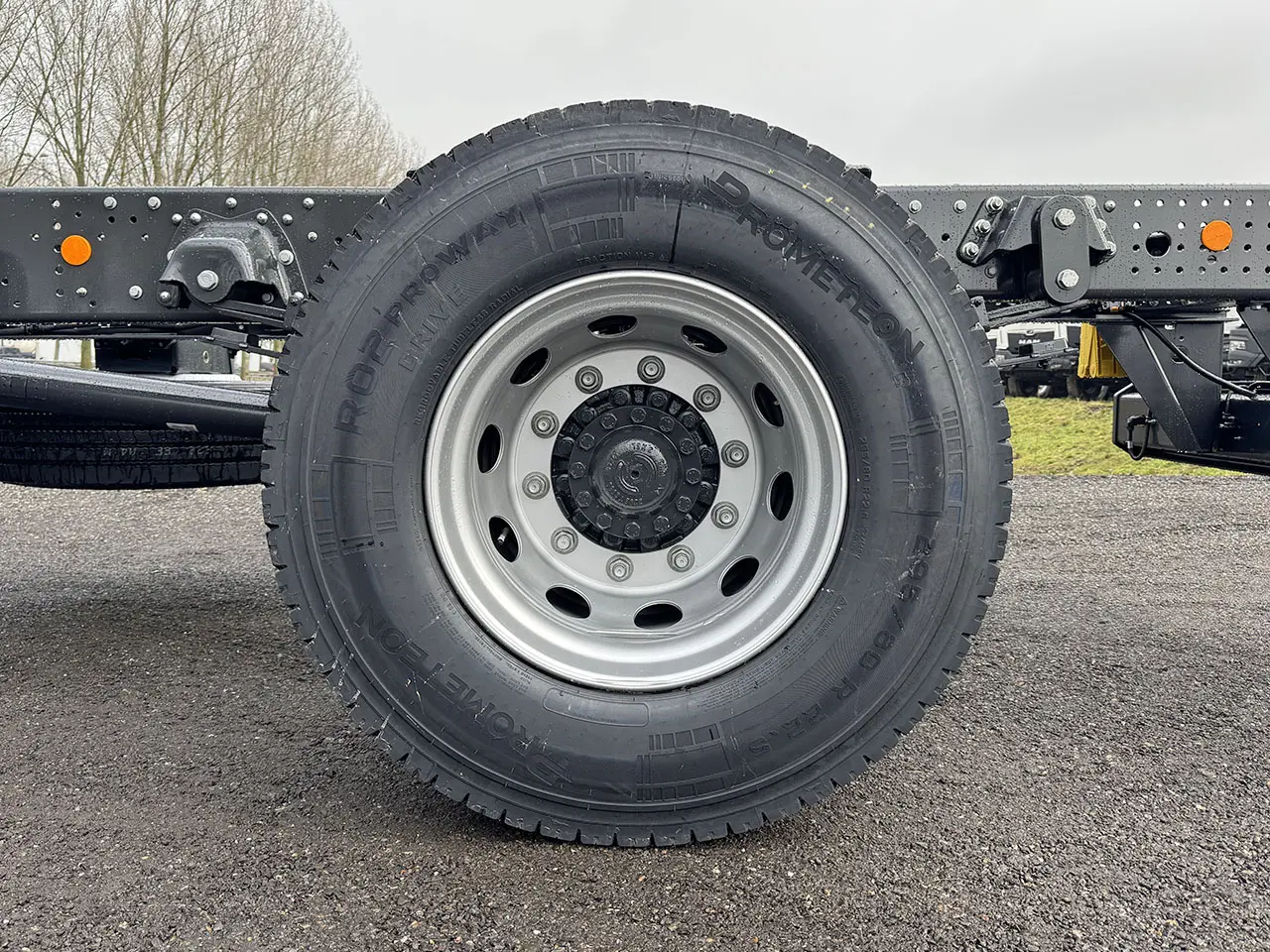 Iveco Eurocargo ML180E28 4x2 Chassis Cabin 15