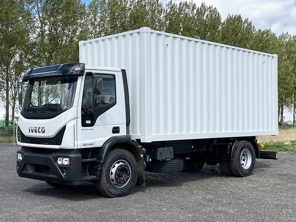 Iveco Eurocargo ML180E28 4x2 Closed Box Truck