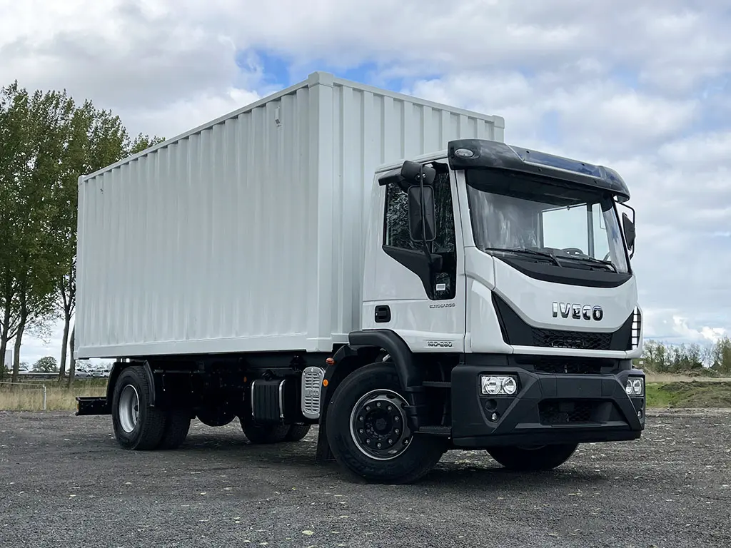 Iveco Eurocargo ML180E28 4x2 Closed Box Truck 4