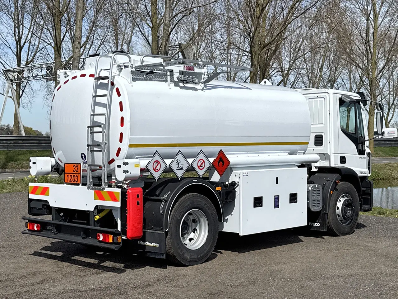 Iveco Eurocargo ML180E28 Fuel Tank Truck 4x2 2