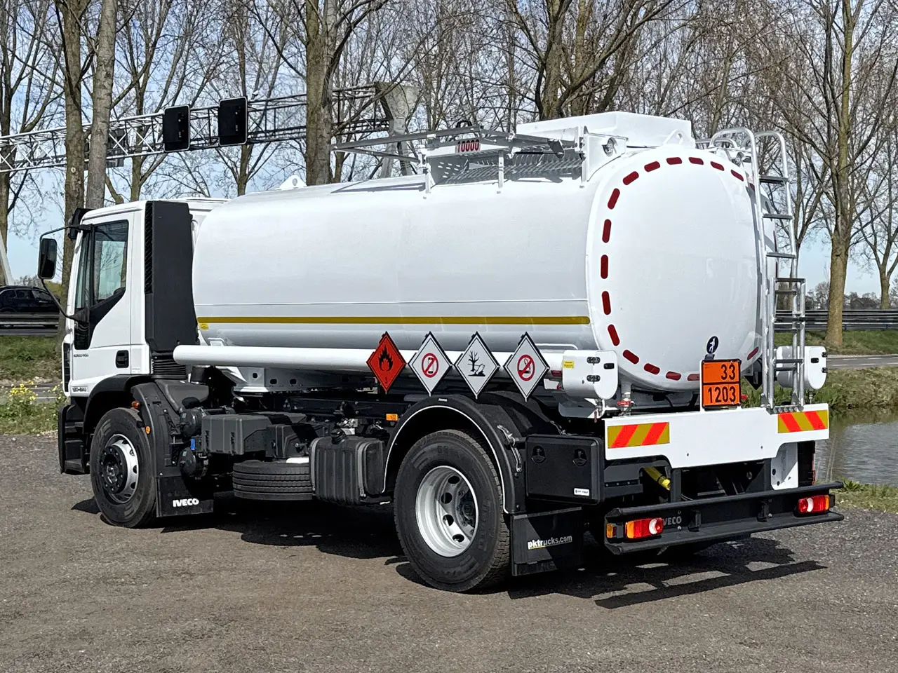 Iveco Eurocargo ML180E28 Fuel Tank Truck 4x2 6