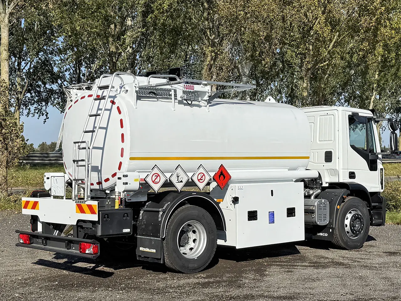 Iveco Eurocargo ML180E28 Fuel Tank Truck 4x2