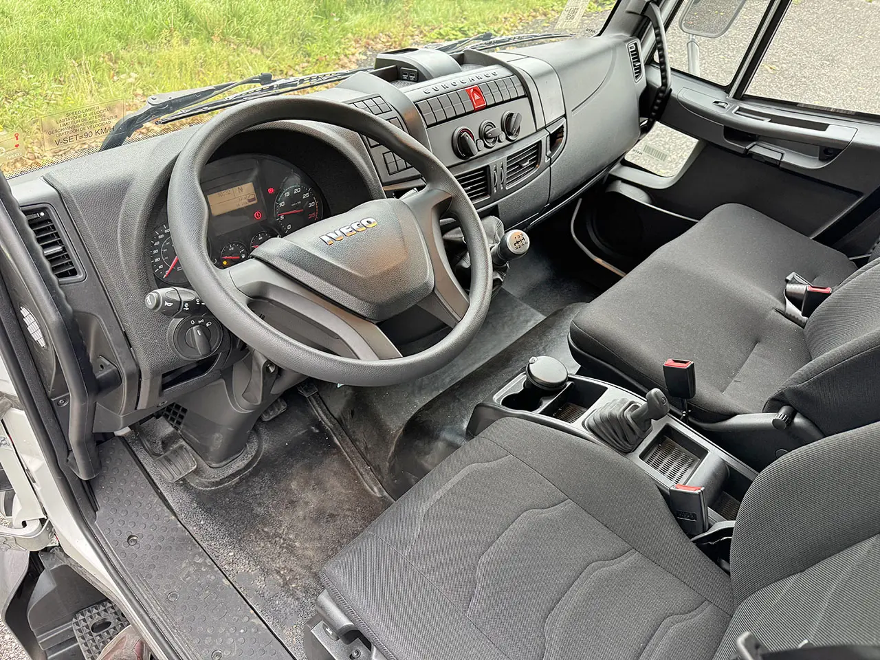 Iveco Eurocargo ML180E28 Tipper Truck 4x2 3