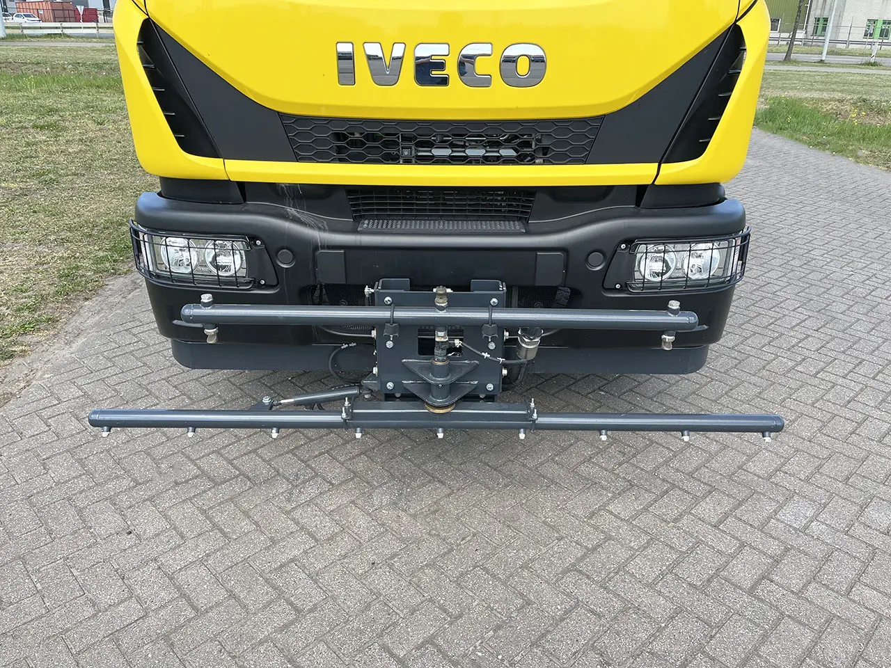 Iveco Eurocargo ML180E28 4x2 Water Tank Truck 15