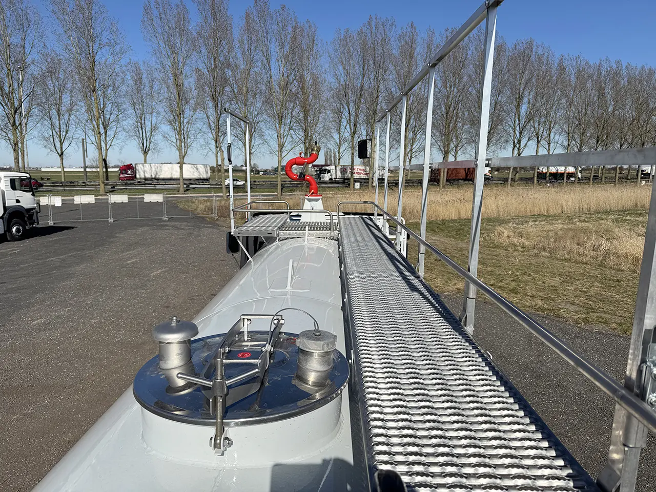 Iveco Eurocargo ML180E28 4x2 Water Tank Truck 19