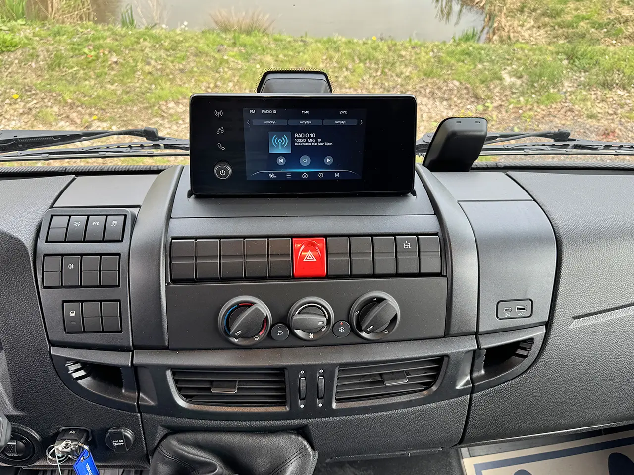 Iveco Eurocargo ML180E28 4x2 Camion citerne à eau 10