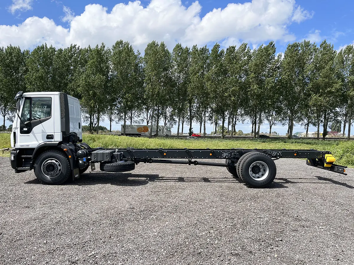 Iveco Eurocargo ML180E28-6210 Chassis Cabin 4x2 2