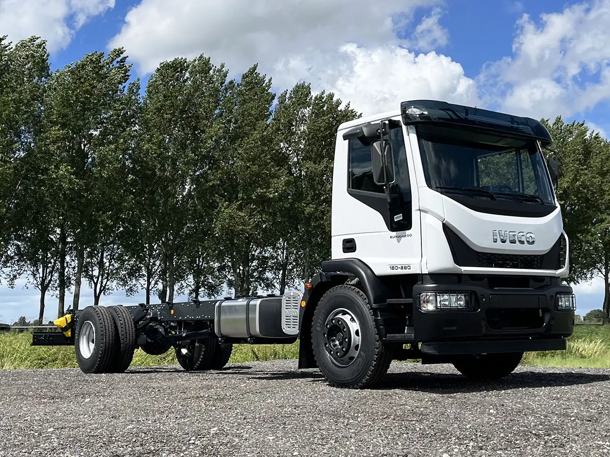 Iveco Eurocargo ML180E28-6210 4x2 Chassis Cabin 4
