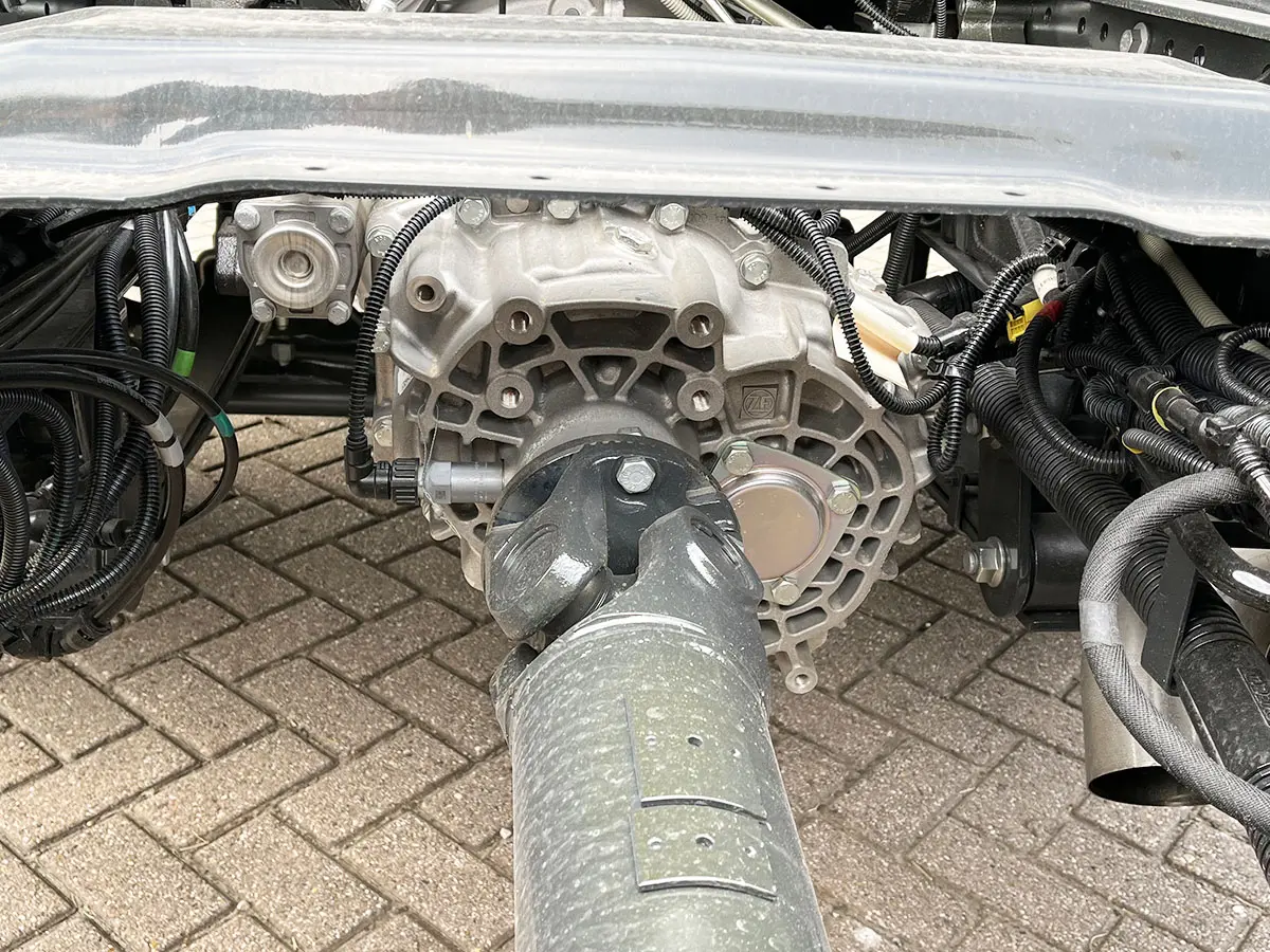 Iveco Eurocargo MLL120E25/P-5670 4x2 Chassis Cabin 13