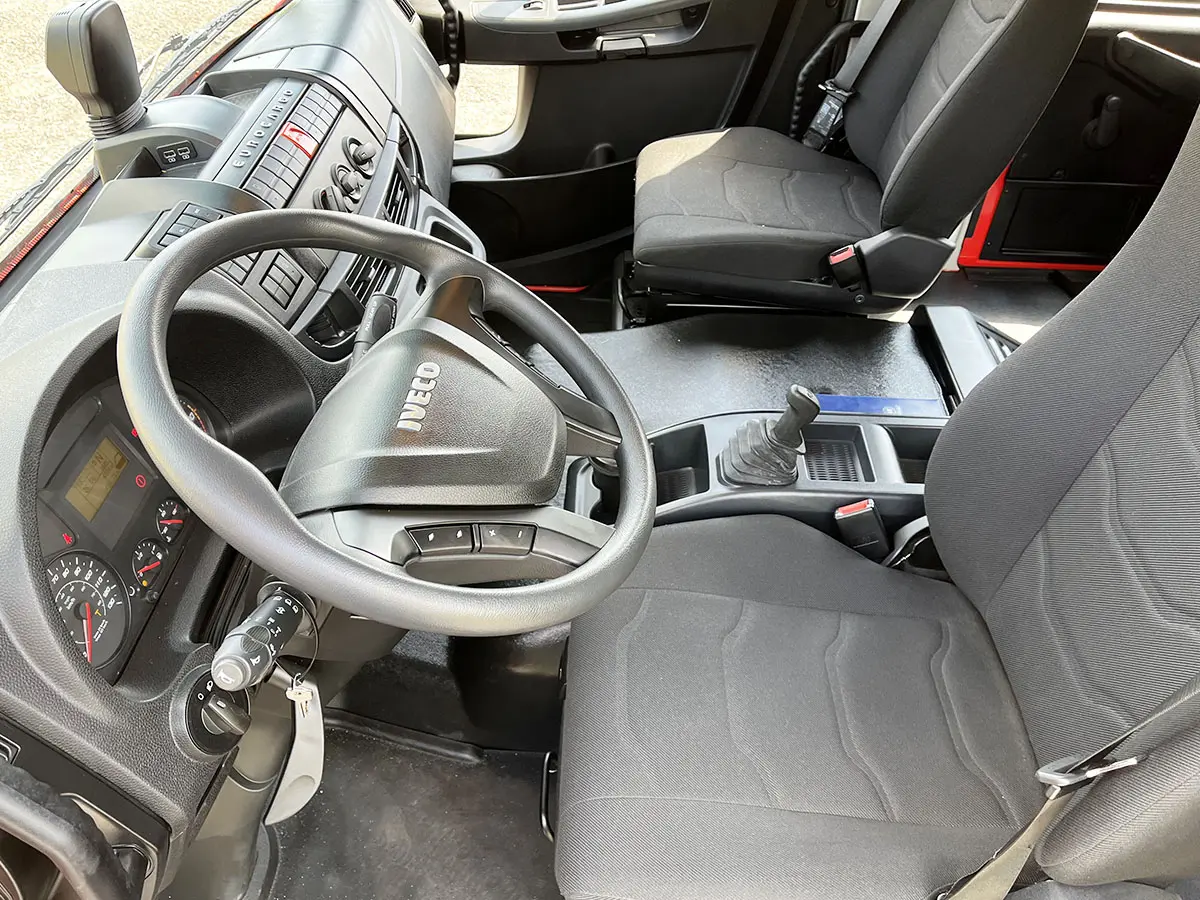 Iveco Eurocargo MLL150E25D/P-5670 AT 4x2 Chassis Cabin 7