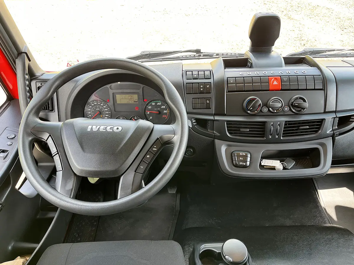 Iveco Eurocargo MLL150E25D/P-5670 AT Chassis Cabin 4x2 9