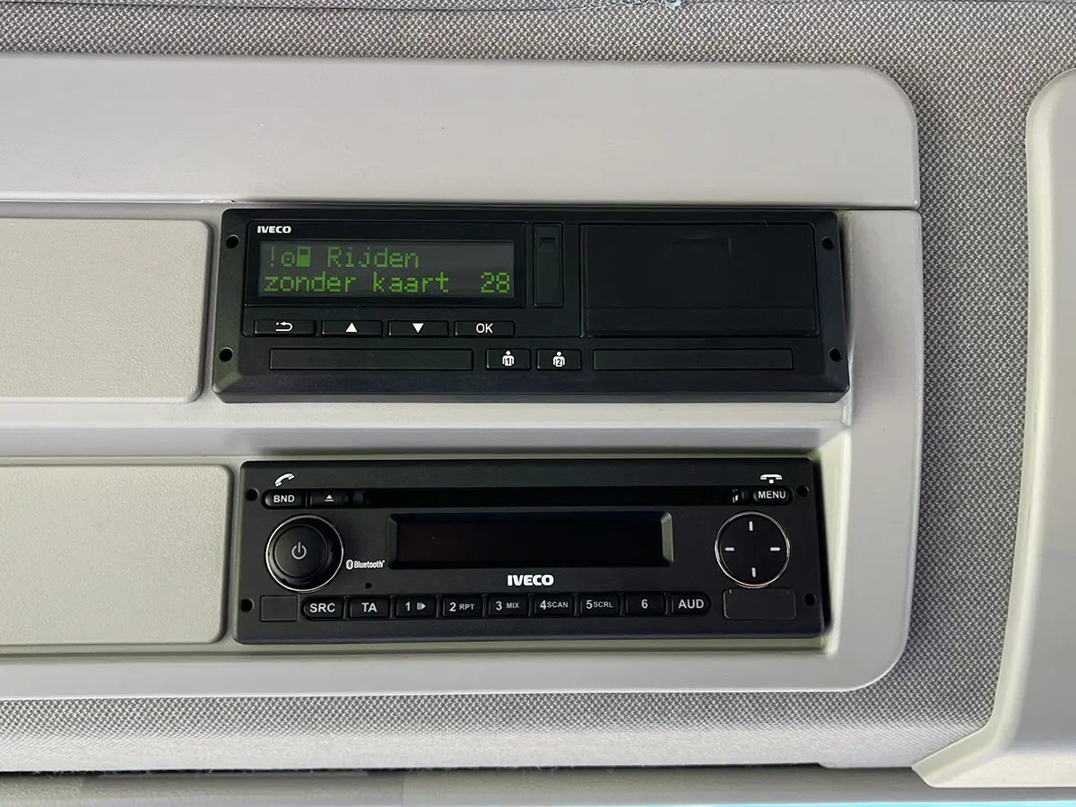 Iveco Eurocargo MLL150E25D/P-5670 AT 4x2 Chassis Cabin 10