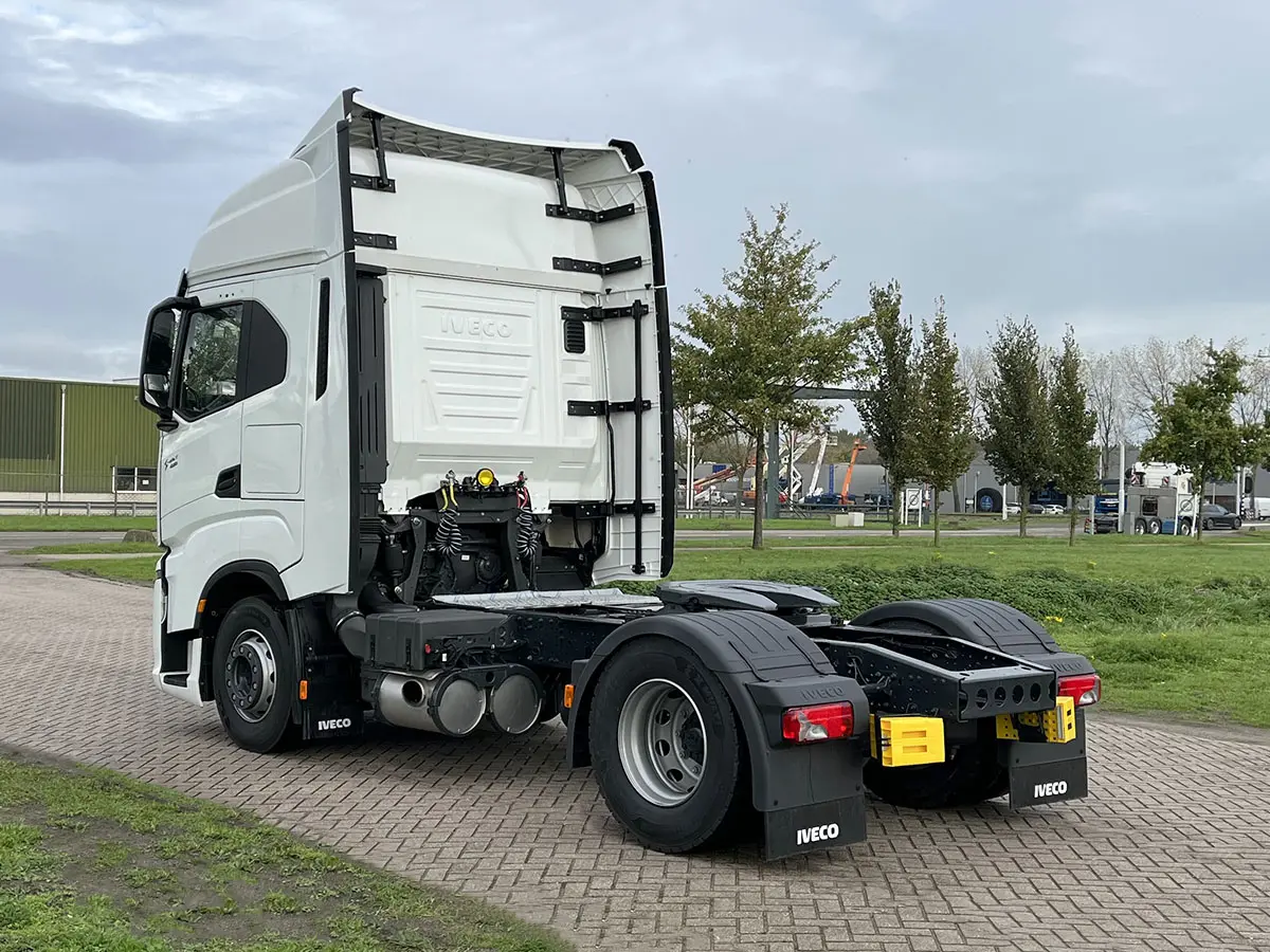 Iveco S-Way AS440S43T/P Tractor Head 4x2 3