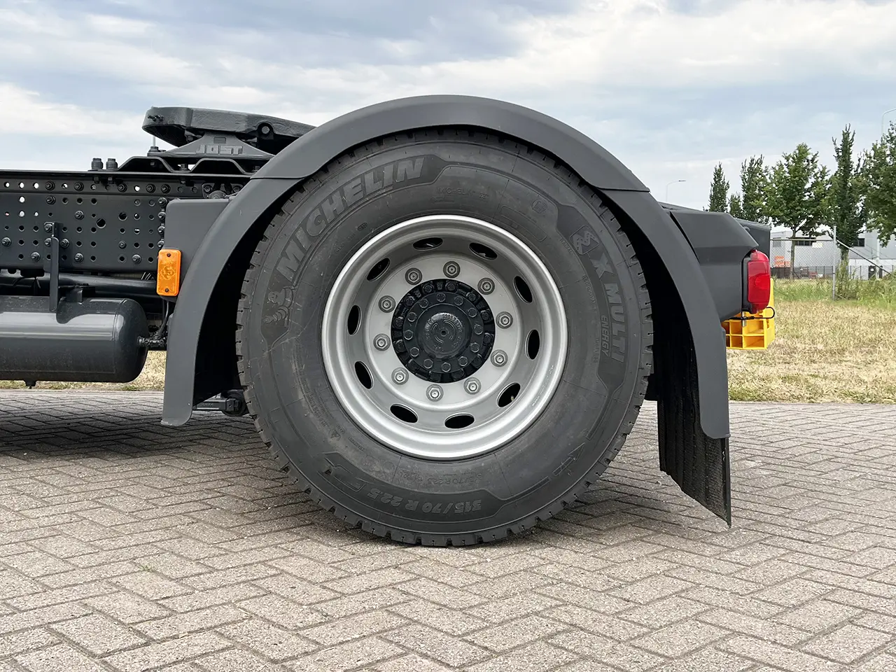 Iveco S-Way AS440S43T/P Tractor Head 4x2 14