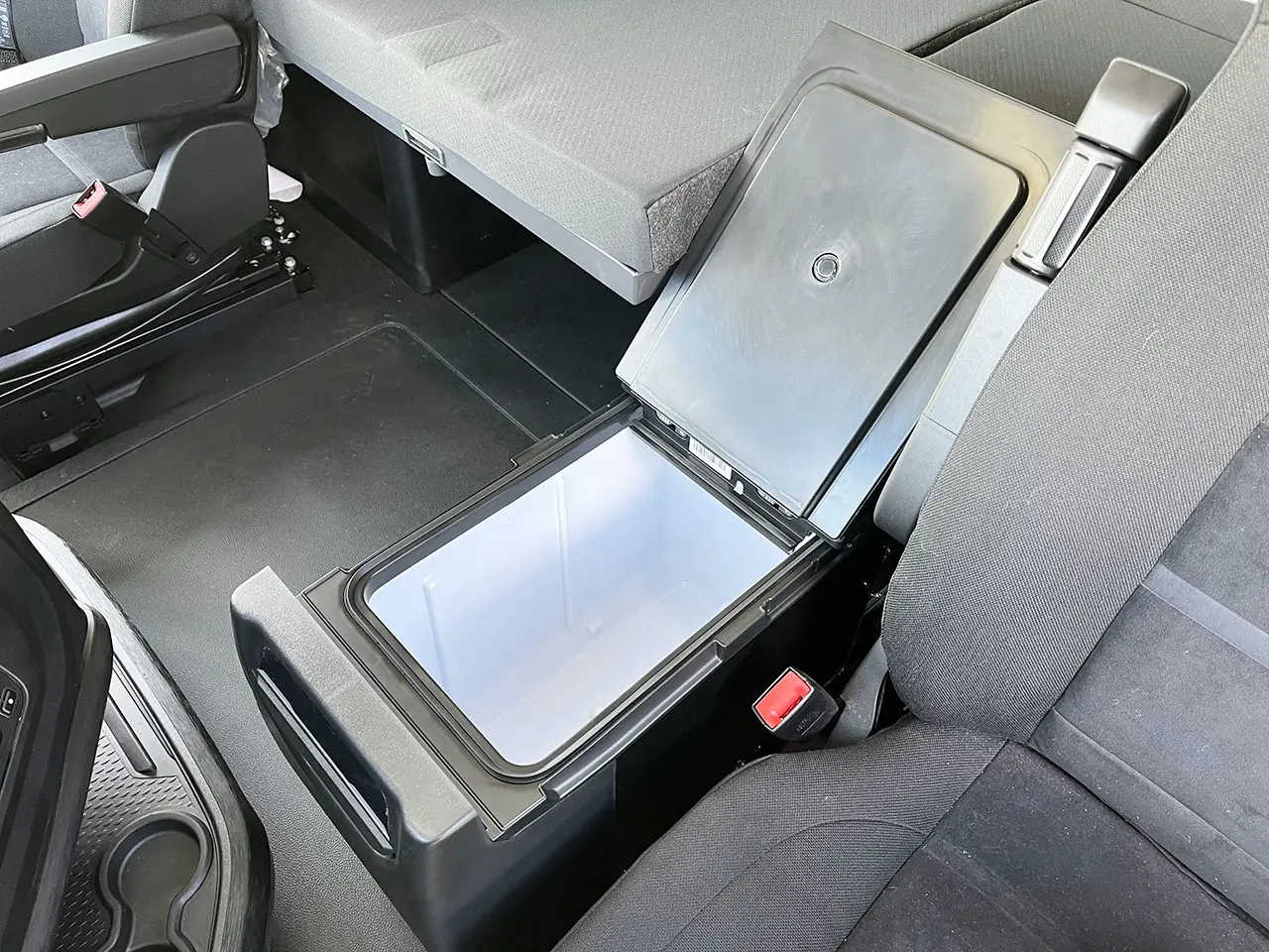 Iveco S-Way AS440S43T/P AT 4x2 Tractor Head 14