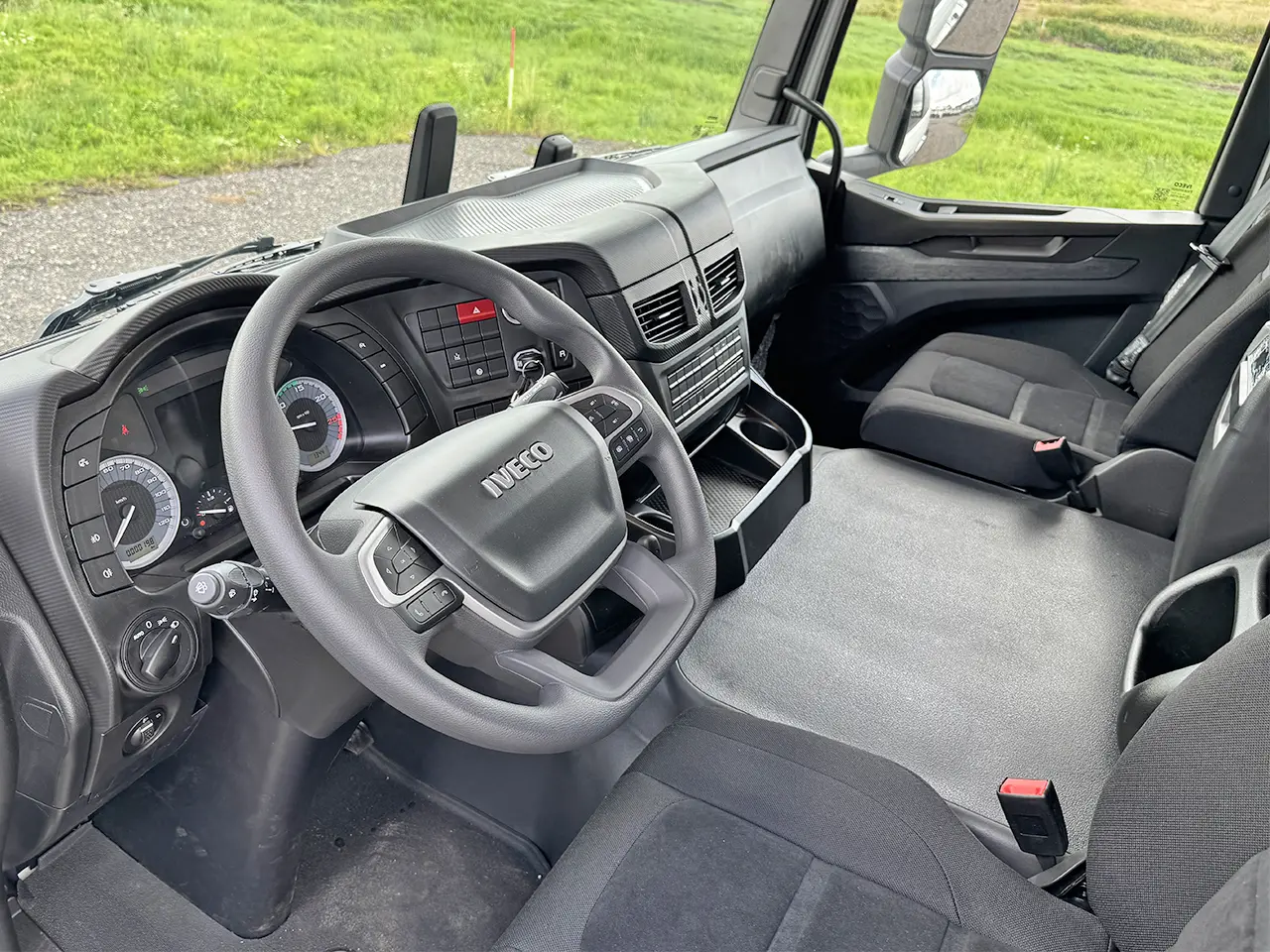 Iveco S-Way AT440S47T OFF Tractor Head 4x2