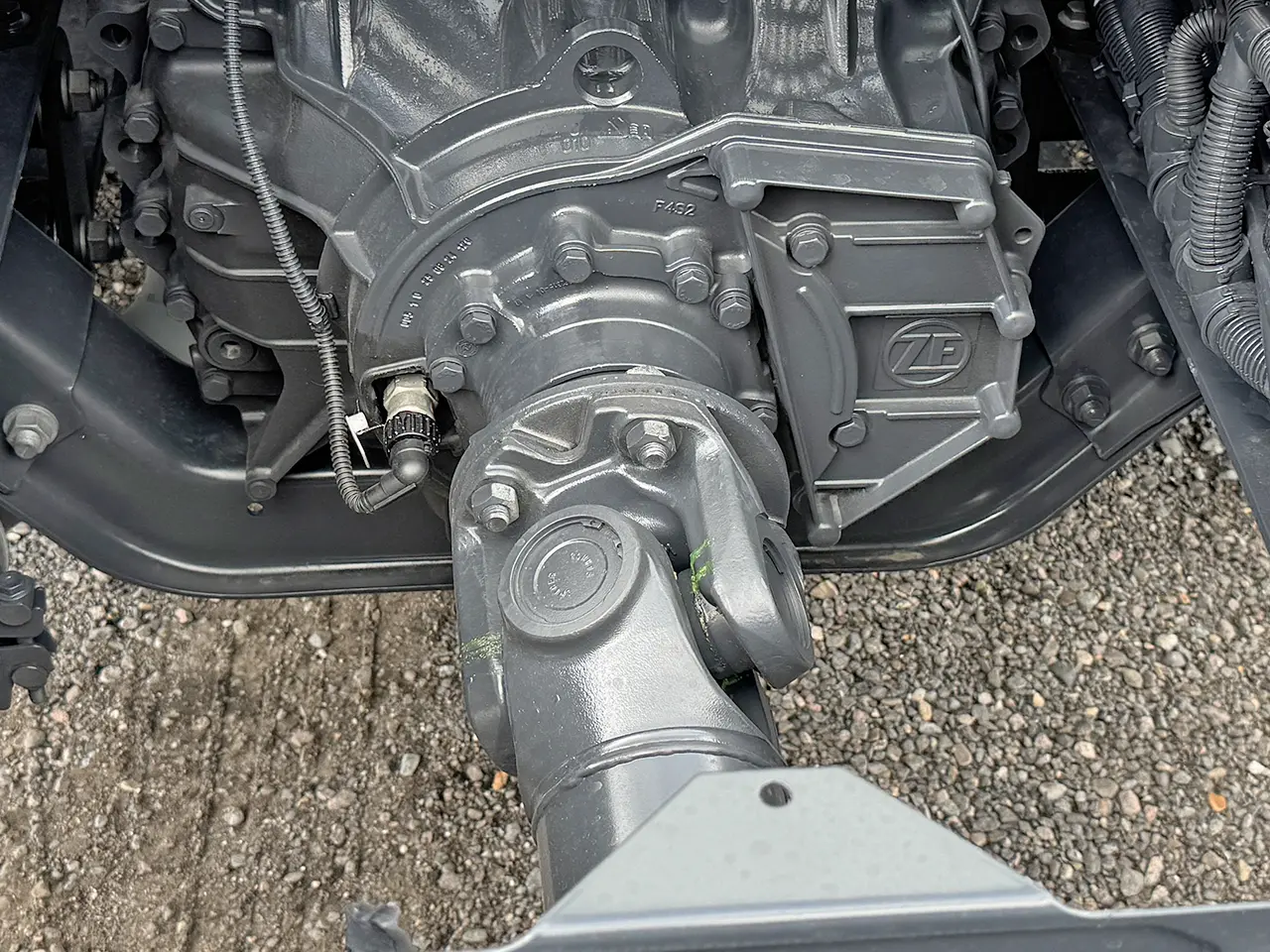 Iveco S-Way AT440S47T OFF Tractor Head 4x2 14