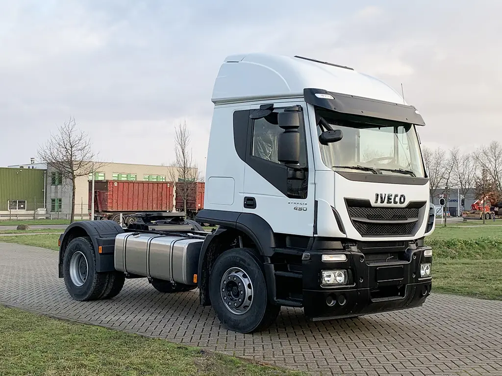 Iveco Stralis AT440S43T HR 4x2 Tractor Head 4