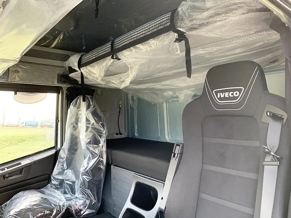 Iveco Stralis AT440S43T HR 4x2 Tractor Head 10