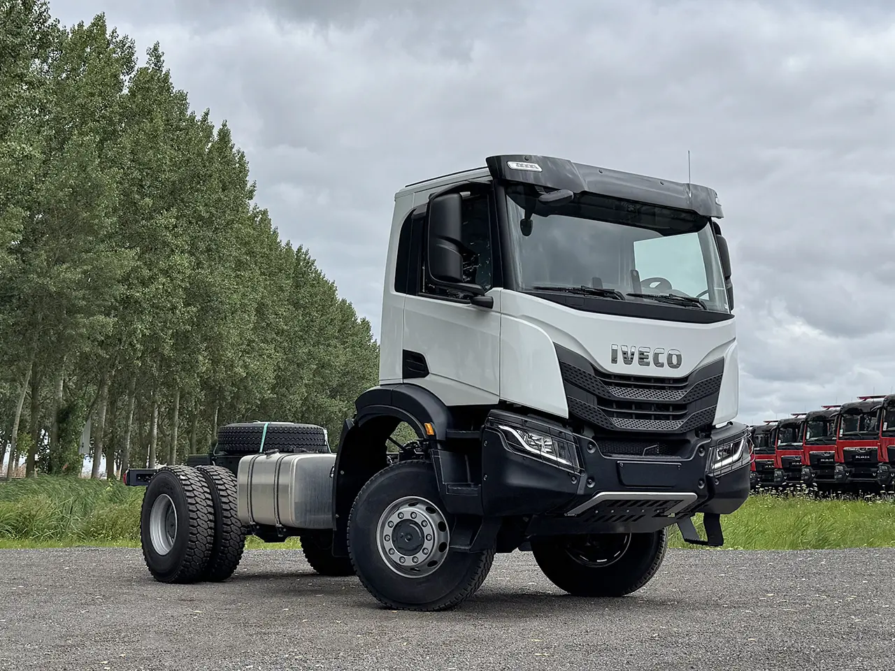 Iveco T-Way AD190T43WH-3800 AT Chassis Cabin 4x4 4