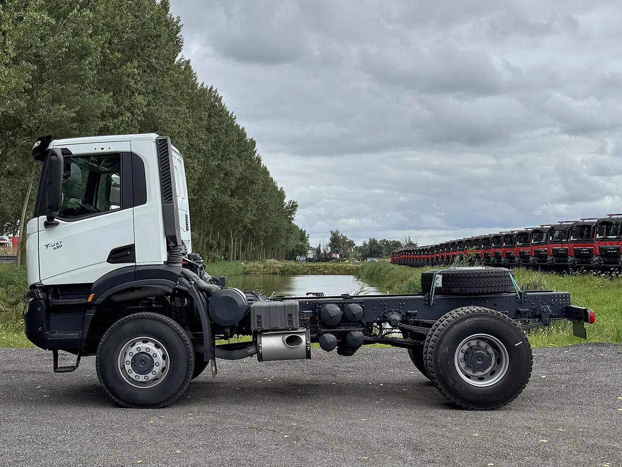 Iveco T-Way AD190T43WH-3800 AT Châssis Cabine 4x4 7