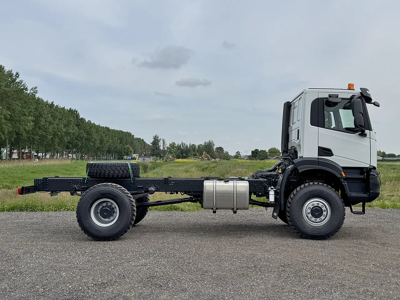 Iveco T-Way AD190T43WH-4500 AT 4x4 Châssis Cabine 5