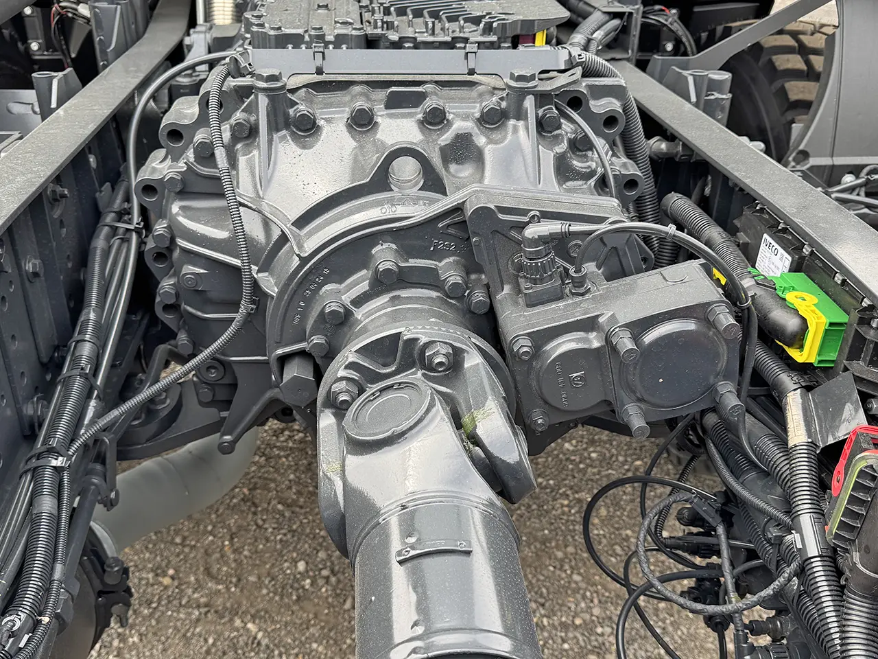 Iveco T-Way AD190T43WH-4500 AT Chassis Cabin 4x4 12