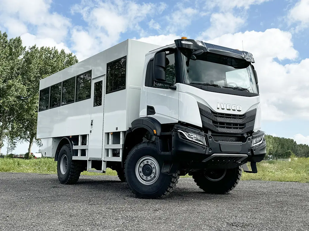 Iveco T-Way AD190T43WH AT Midi bus 4x4 4