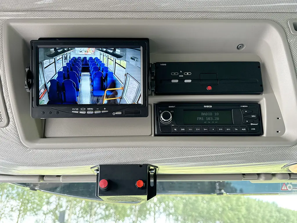 Iveco T-Way AD190T43WH AT 4x4 Midi Bus 10