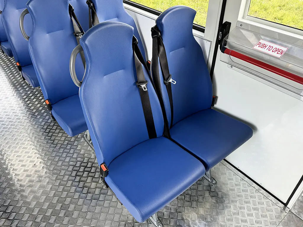 Iveco T-Way AD190T43WH AT 4x4 Midi Bus 20