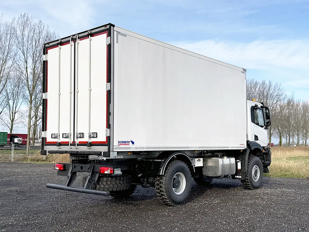 Iveco T-Way AD190T43WH AT 4x4 Refrigerated Box Truck 6