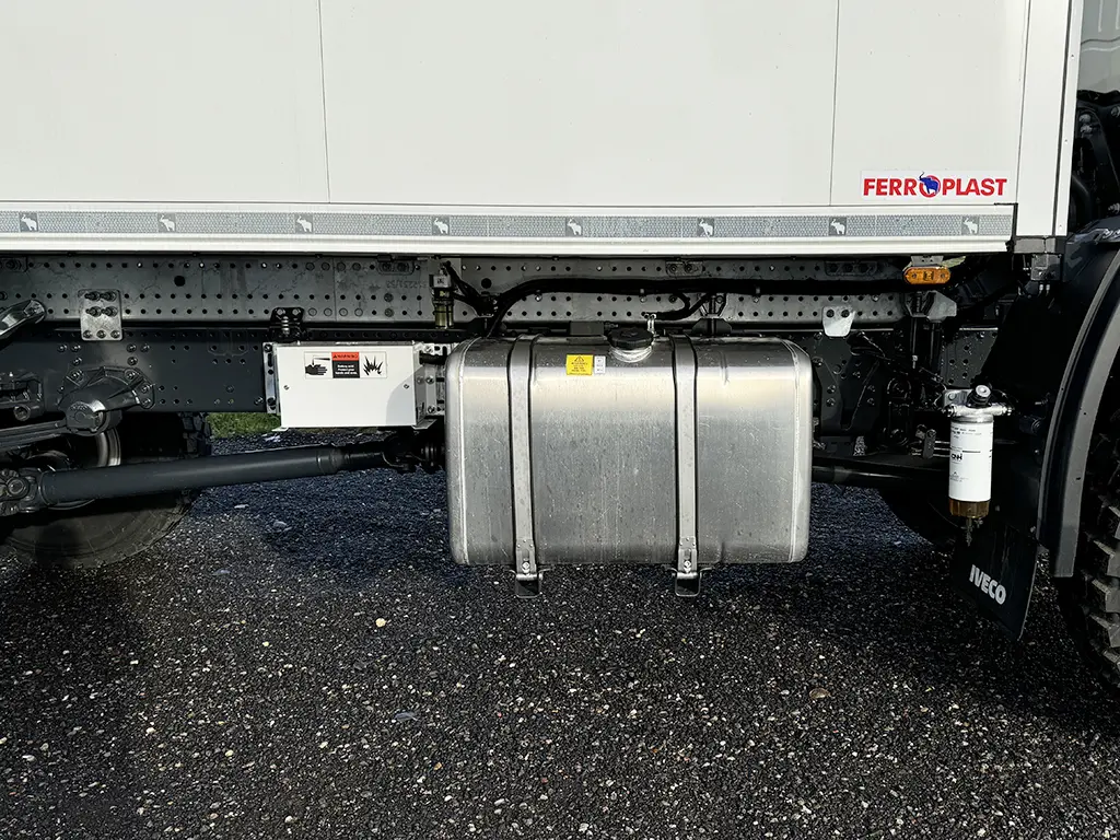 Iveco T-Way AD190T43WH AT 4x4 Refrigerated Box Truck 14