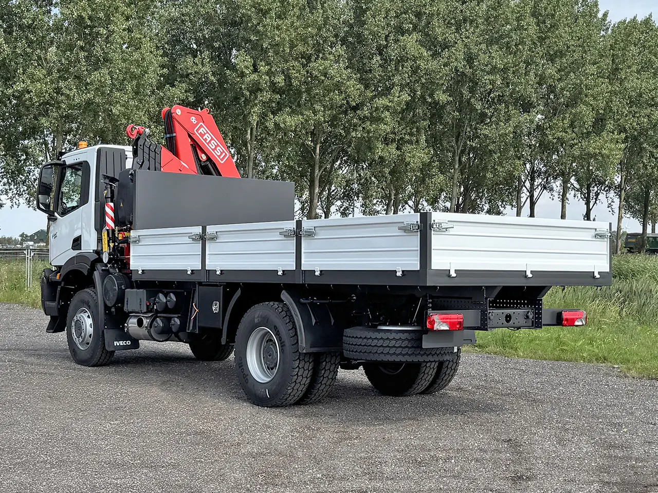 Iveco T-Way AD190T43WH AT Fassi F215A.0.24 4x4 Crane Truck 6