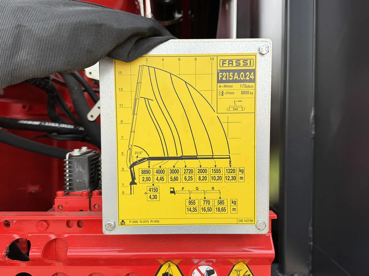 Iveco T-Way AD190T43WH AT Fassi F215A.0.24 Camion grue 4x4 16