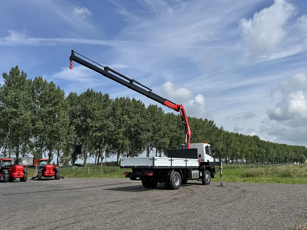 Iveco T-Way AD190T43WH AT Fassi F215A.0.24 Camion grue 4x4 20