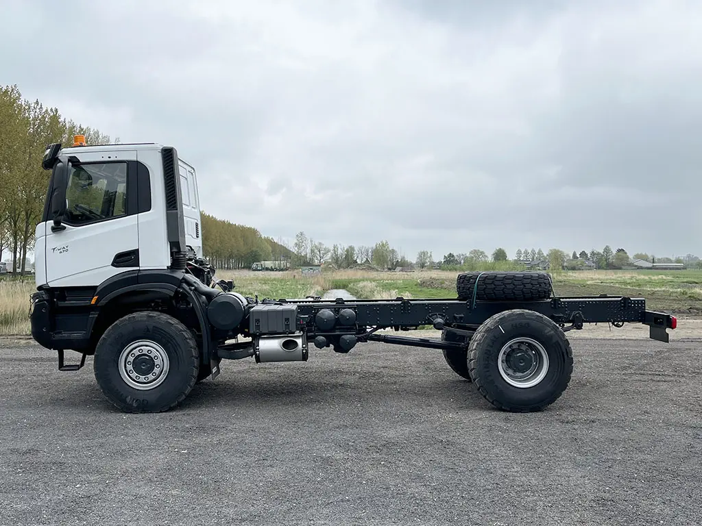 Iveco T-Way AD190T47WH-4500 Chassis Cabin 4x4 2