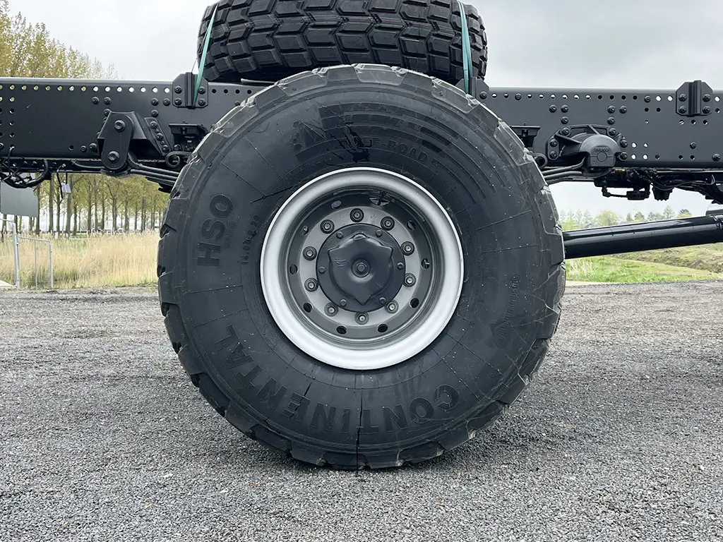 Iveco T-Way AD190T47WH-4500 4x4 Chassis Cabin 11