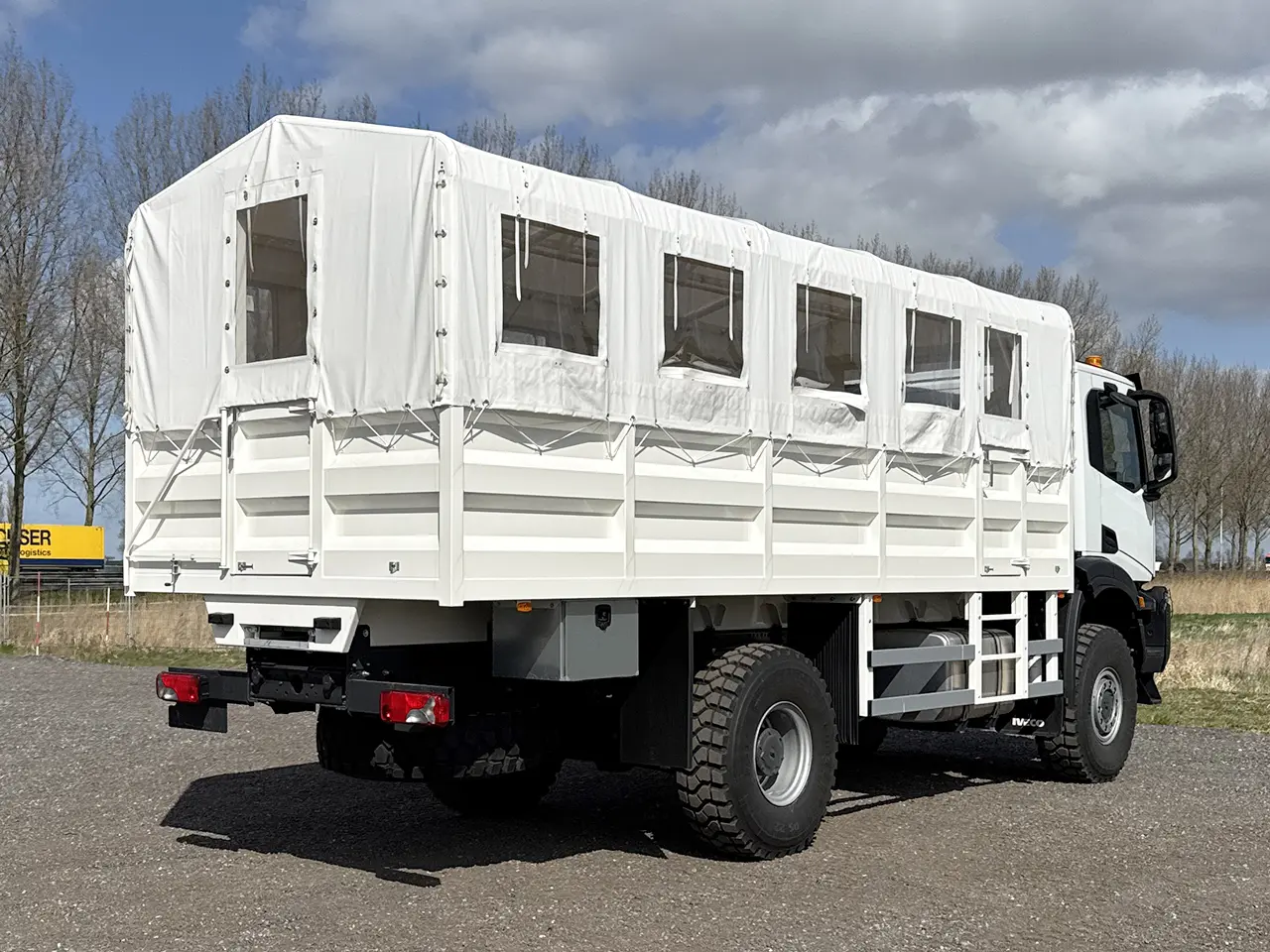 Iveco T-Way AD190T47WH Midi bus 4x4 2