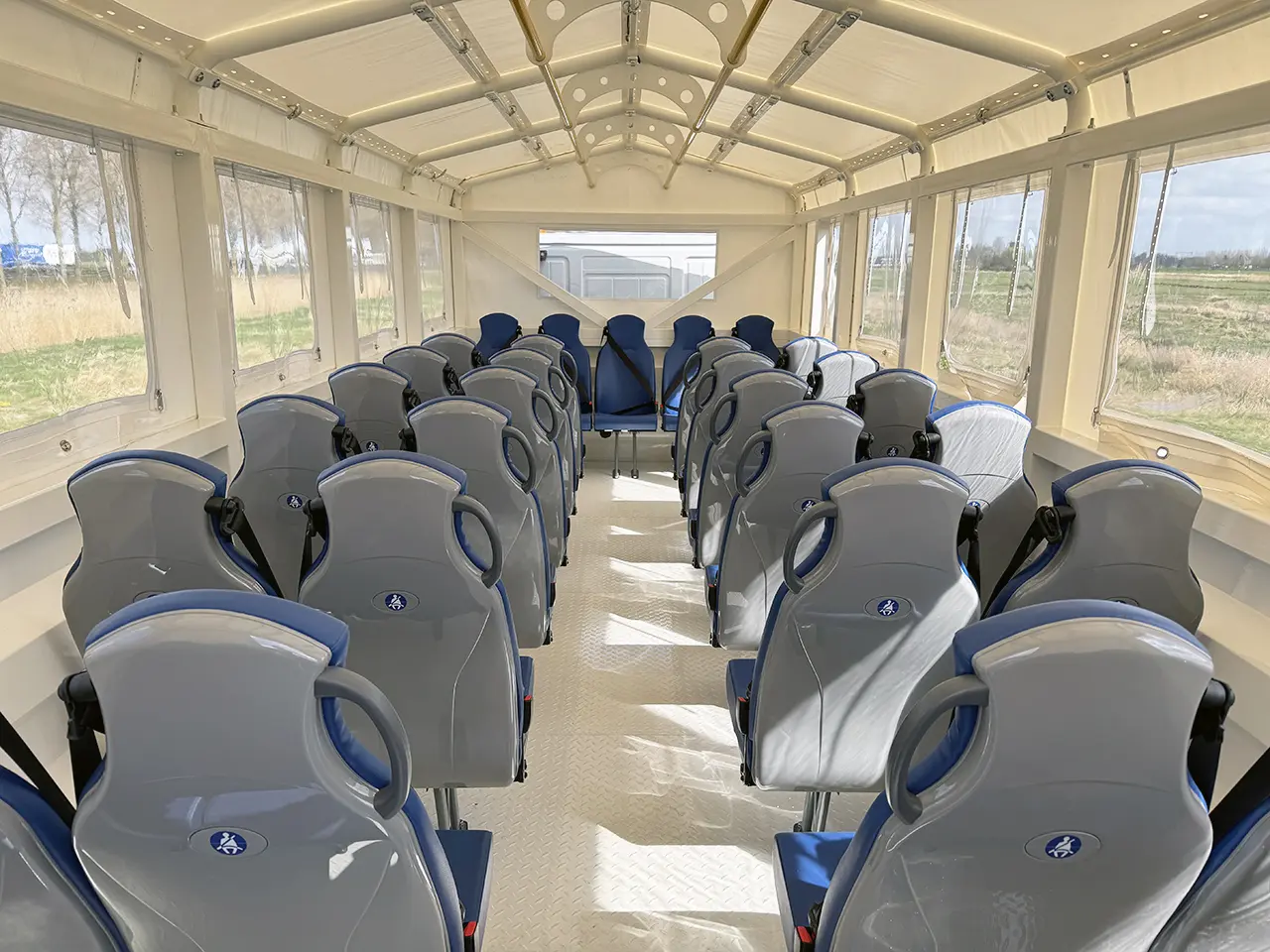 Iveco T-Way AD190T47WH Midi bus 4x4 12