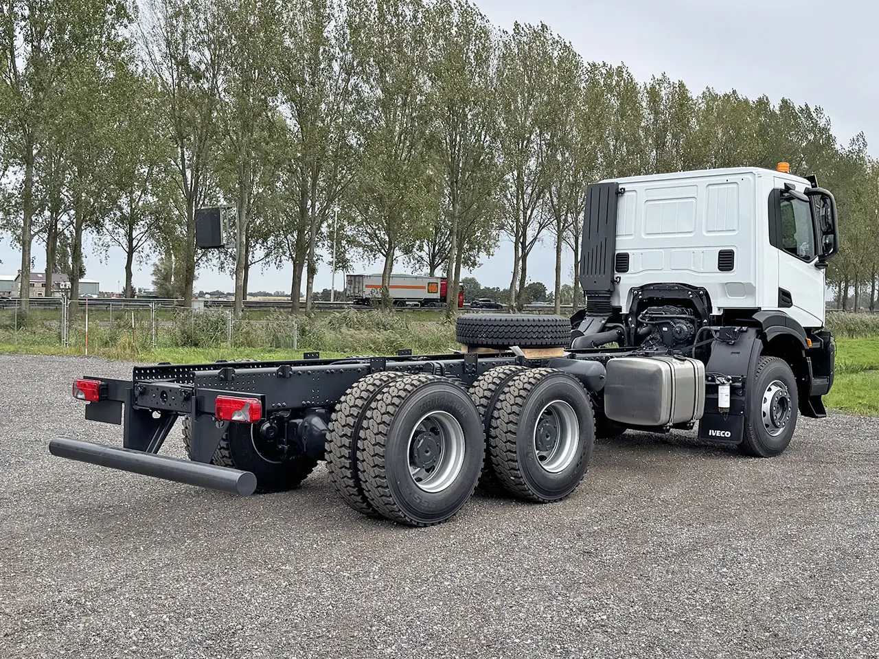Iveco T-Way AD380T43-3800 AT 6x4 Chassis Cabin